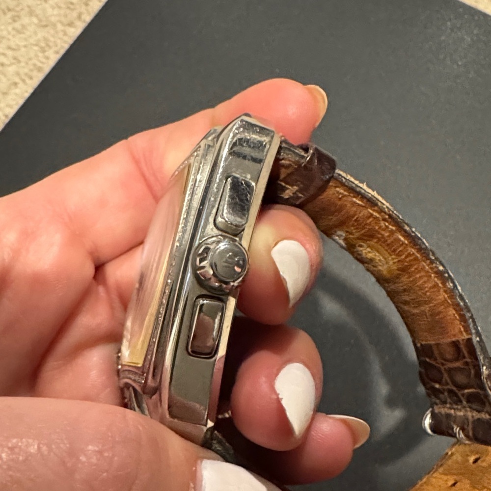 Aqua Master Luxurious Men’s Watch with Brown Leather Strap - Picture 14 of 16